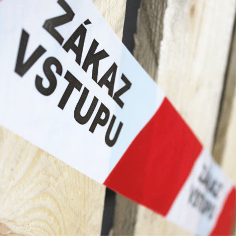 ZÁKAZ VSTUPU